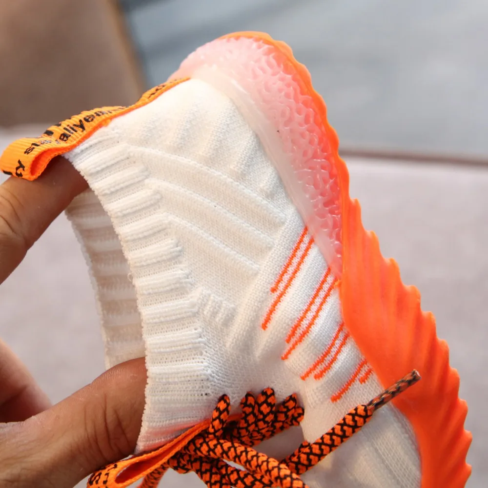 2019 kids sneakers lights colorful radiant shoes LED flash kids sneakers boys non-slip kids sneakers girls krampon futbol 40J23 (21)