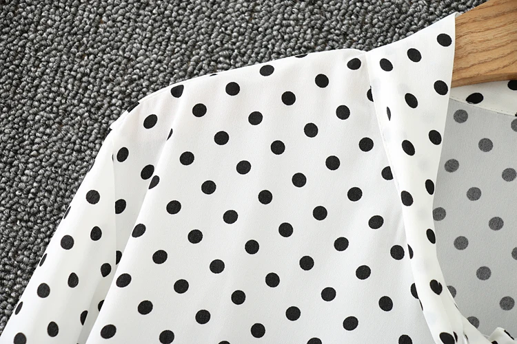 Plus size flare sleeve bow collar polka dot chiffon blouses women 2019 casual white & black shirt spring & autumn ladies tops
