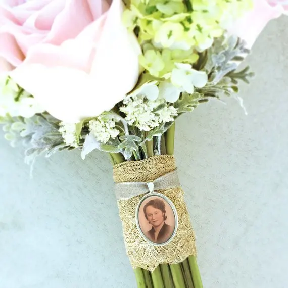 

personalize Wedding bridal Photo Bouquet Memorial charms, customize bride photo bouquet pendants keepsake Gifts for parents