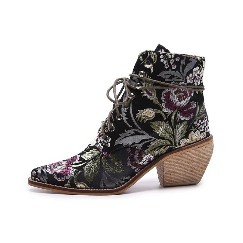 Ins/Популярная пикантная обувь женские ботильоны большой размер 22-26,5 см; длина стопы 3 цвета на выбор; модная обувь с вышитыми цветами в китайском стиле