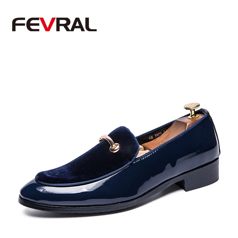 

FEVRAL Brand 2019 Patent Leather Casual Men Shoes High Quality Men Flats Comfortable Office Men Dress Shoes Plus Size 38-47