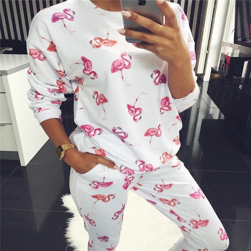 

Women Casual 2 Pcs Flamingo print Tracksuits Sets Female Long Sleeve tops pants 2 Piece Outfits indoor wear pajama set suits