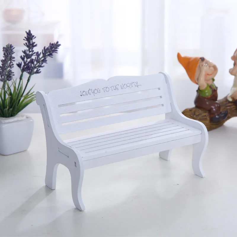 

Cute Mini Chair Ornament Wooden Bench Model Miniatures Ornaments Craft Photo Props Home Garden Decoration Kids Toy Gift
