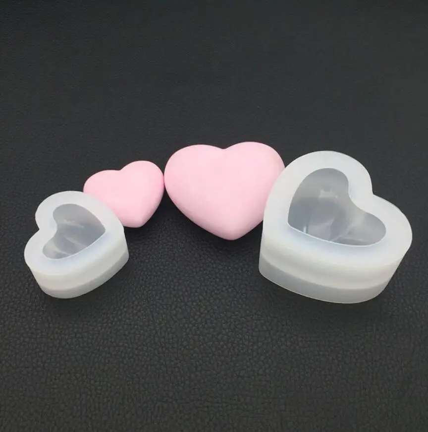 

Two Sizes Love Heart Silicone Mold 3D Heart Aroma Gypsum Plaster Silicone Mould For Car Decoration DIY Candle Resin Molds