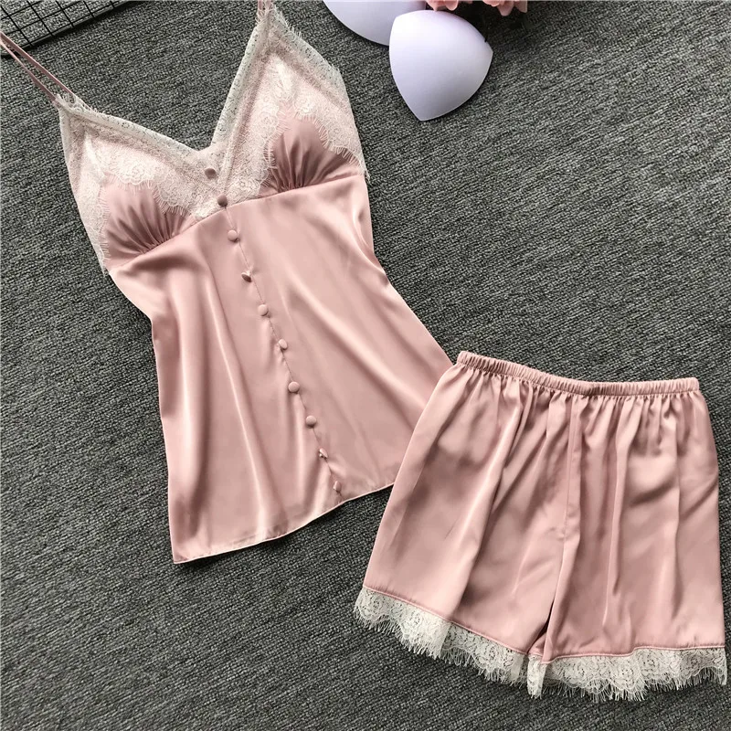 10313168911_2043651032