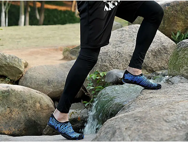 1 (7)Women Beach Wading Shoes Outdoor Swimming Water Shoes Adult Unisex Flat Soft Seaside Shoes Walking Lover Yoga Shoes