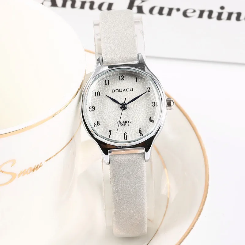 

Fashion Women's Watch Woman Small Simple Style Exquisite Ladies Dress Watches Comfortable Leather Quartz Wristwatch Gift Clock