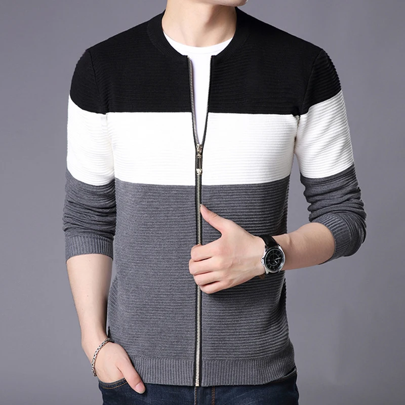 4628884186_1704117723