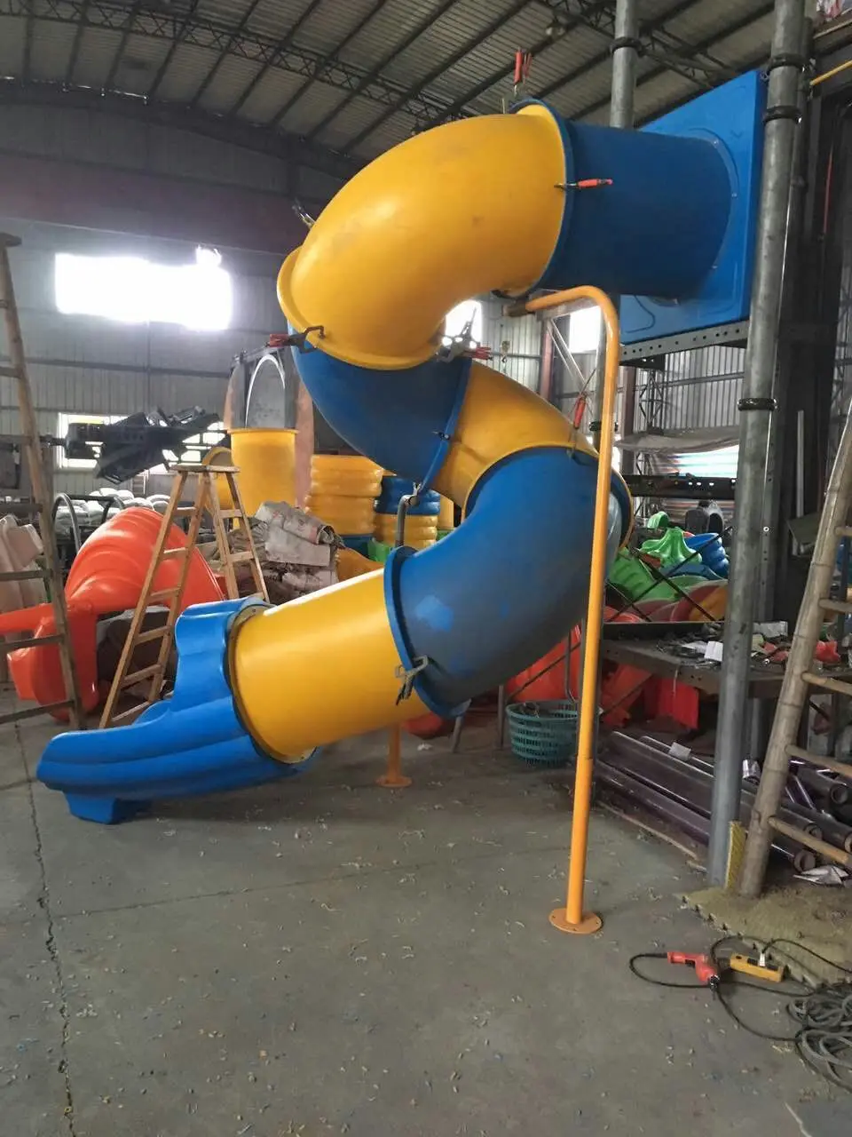 Buy customized made outdoor/indoor playground slide,2