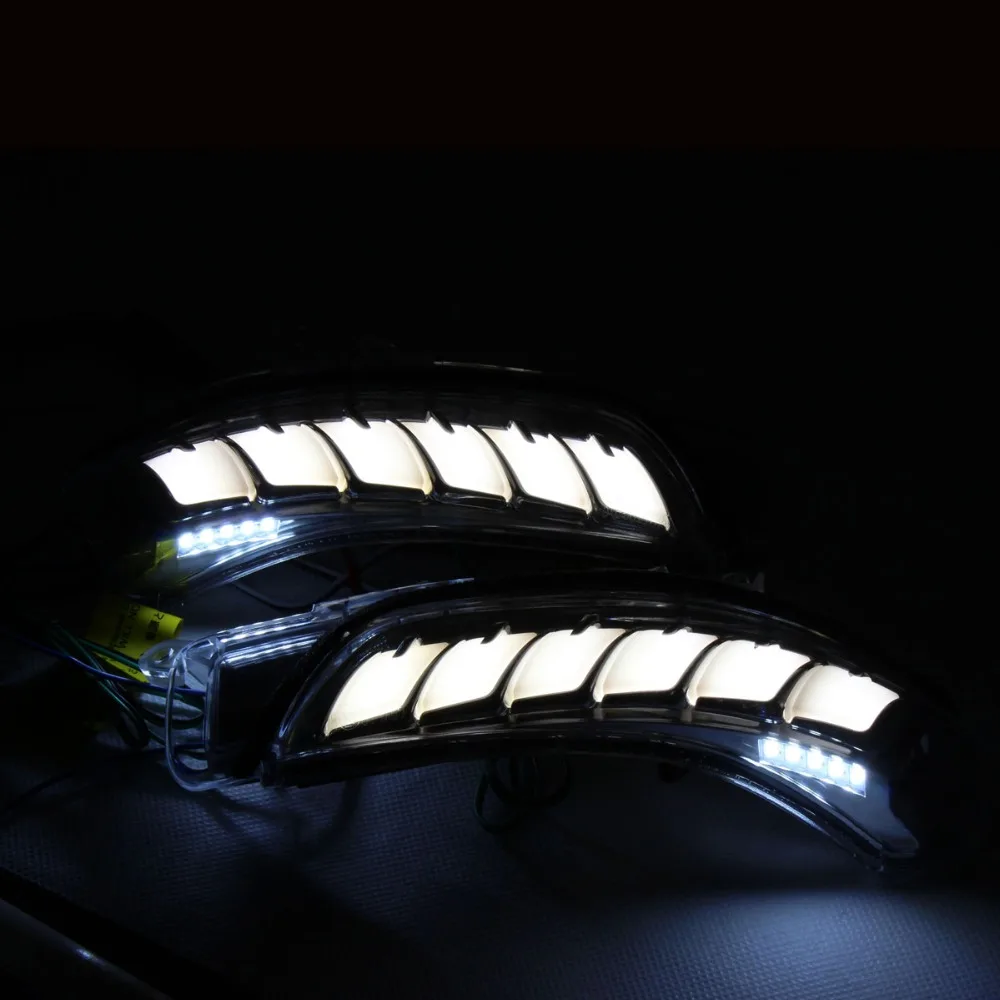 toyota Prius mirror light 2