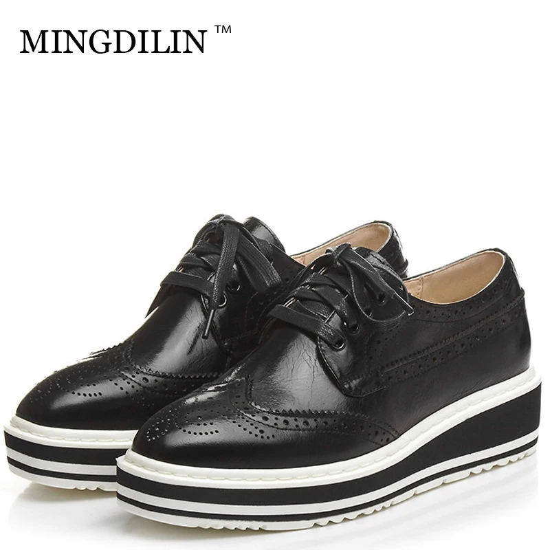 

MINGDILIN Casual Women's Brogue Shoes Genuine Leather Woman Flat Platform Shoes White Black Lace Up Platform Brogue Shoes 2018