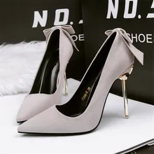 Tacco in metallo Dolce Bowknot Scarpe Da Donna Autunno Superficiale Concise Flock Alti Talloni Delle Signore Ufficio Scarpe Da Sposa Punta a punta Pompe di Donna