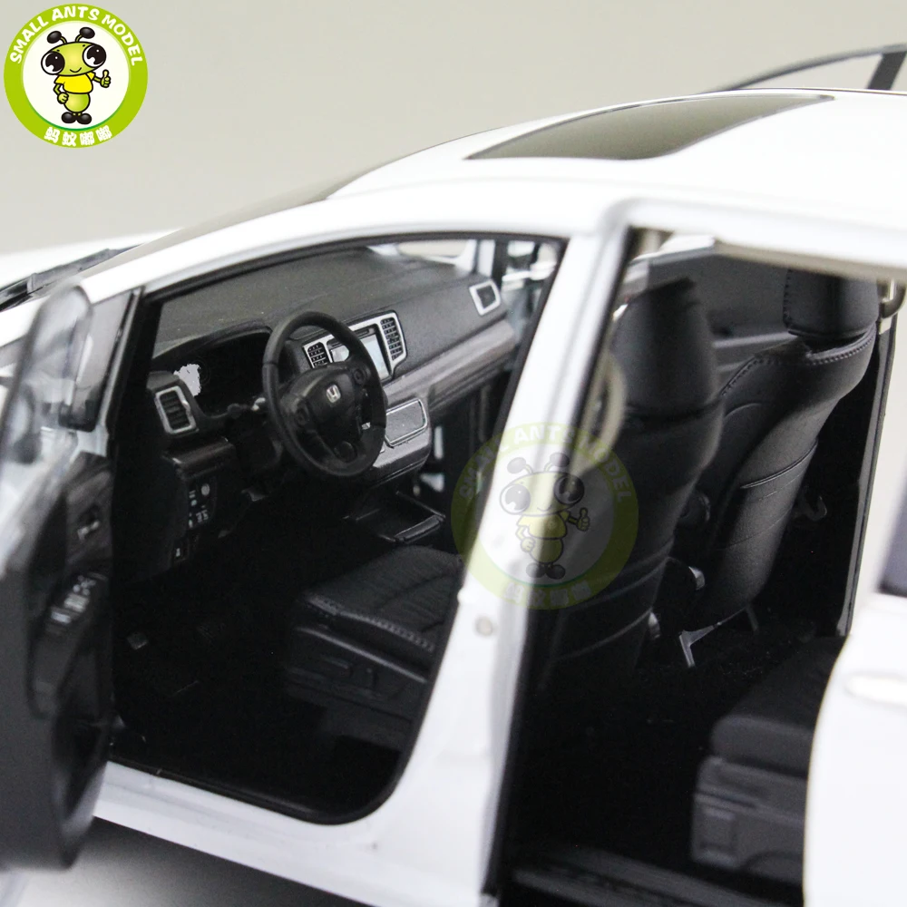 1/18 Одиссея MPV коммерческий автомобиль литой под давлением металлический