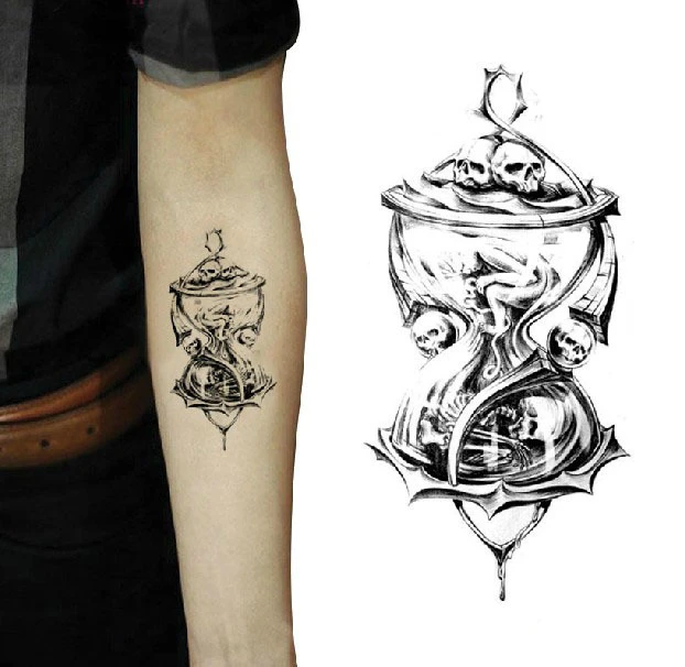 Clock Tattoo Meanings | CUSTOM TATTOO DESIGN