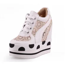 Новинка года; Модная Повседневная дышащая обувь на высокой платформе, увеличивающая рост, на толстой подошве, с кружевом и сеткой; женская обувь