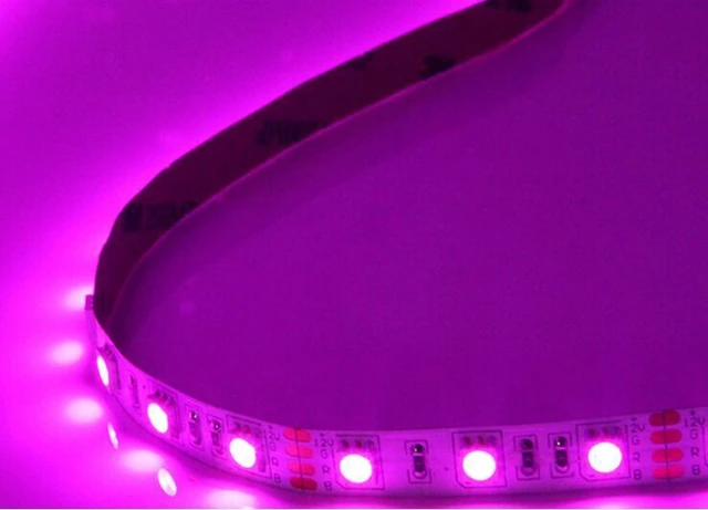 Ruban LED 12V 14.4W UV violet SMD5050 5 mètres