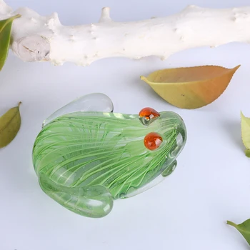 

H&D Glass Frog Paperweight Handmade Blown Glass Mini Animal Figurine Light Green Glass Forg For Home Desktop Decoration