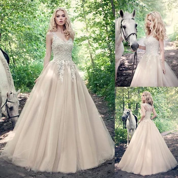 

Fabulous Tulle V-neck Neckline Ball Gown Wedding Dresses With Applique Champagne Tulle Bridal Gowns vestido de formatura