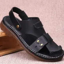 Летние мужские кожаные сандалии-шлепанцы; дышащая обувь; пляжная обувь с потертостями; шлепанцы на застежке