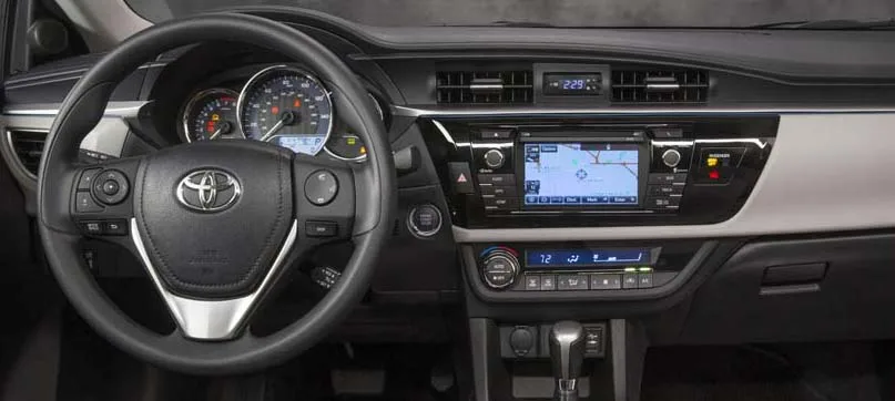 2014-Toyota-Corolla-dashboard radio