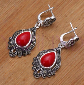 

hj 00602 Elegant oval bead coral dangle pierced earrings