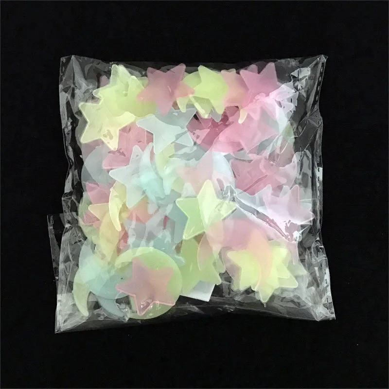100Pcs Star and Moon Energy Storage Fluorescent Glow In The Dark Christmas Party Wall Decor Stickers Baby Home Decoration DE62 (7)
