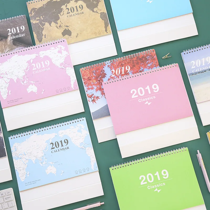 

2019 Creative World Map Desk Calendar DIY Cartoon Animals Table Calendars Daily Schedule Planner 2018.09~2019.12