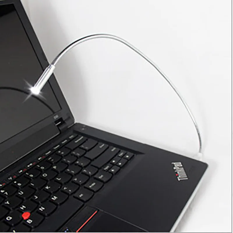28 LED Lampada Luce USB portatile flessibile Serpente nero o bianco PC Computer Laptop 