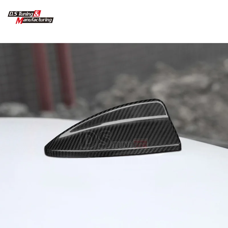 

Carbon Fiber Shark Fin Antenna Auto Aerials Roof Antennas for BMW 1 Series E82 3 Series E90 E92 E92(M3) Car Styling