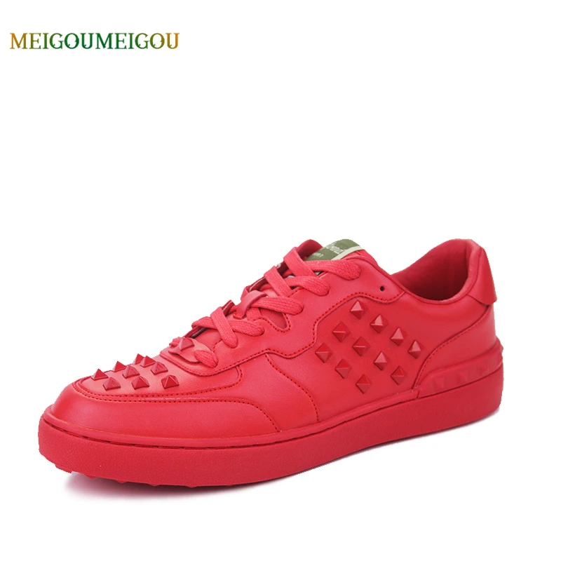 MEIGOUMEIGOU Rivet Decoration Solid Men Healthy Shoes Waterproof PU