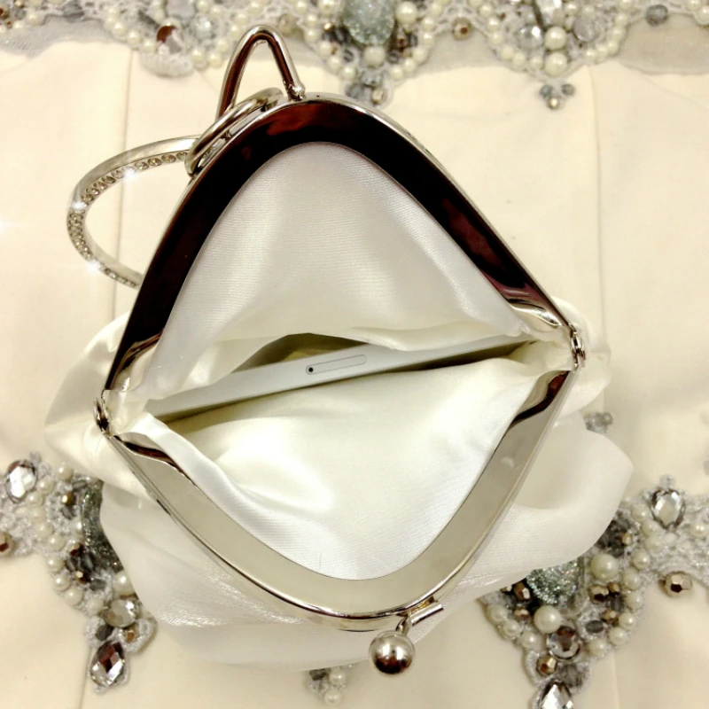  Vintage Old Skool Pearl Handkerchief Evening Bag New Flower Bridal Banquet Bag Fairy Women Handbag 