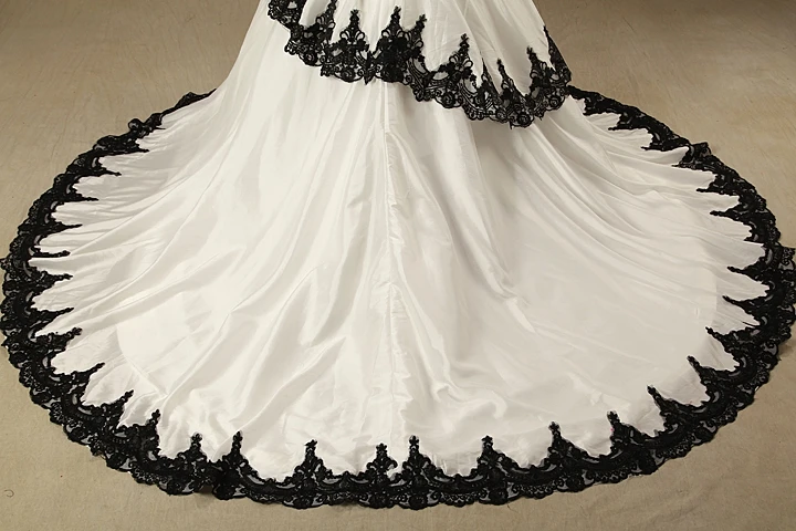 blackweddingh