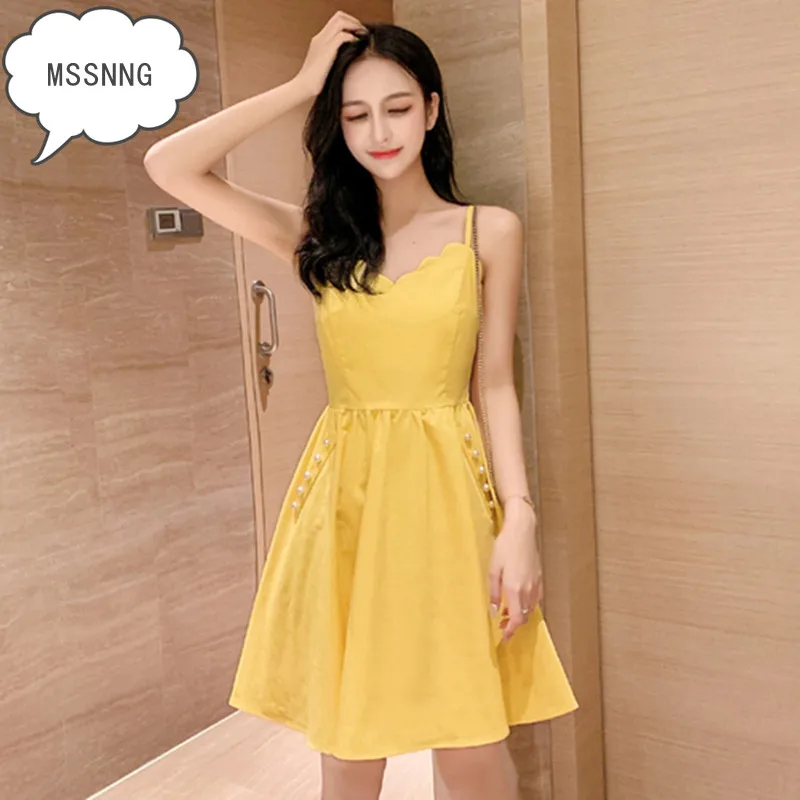 

MSSNNG Women's Dresses 2019 Summer New Wild Small Fresh Strap Dress Yellow Summer Strapless Sexy Dress Female Get Together S-L