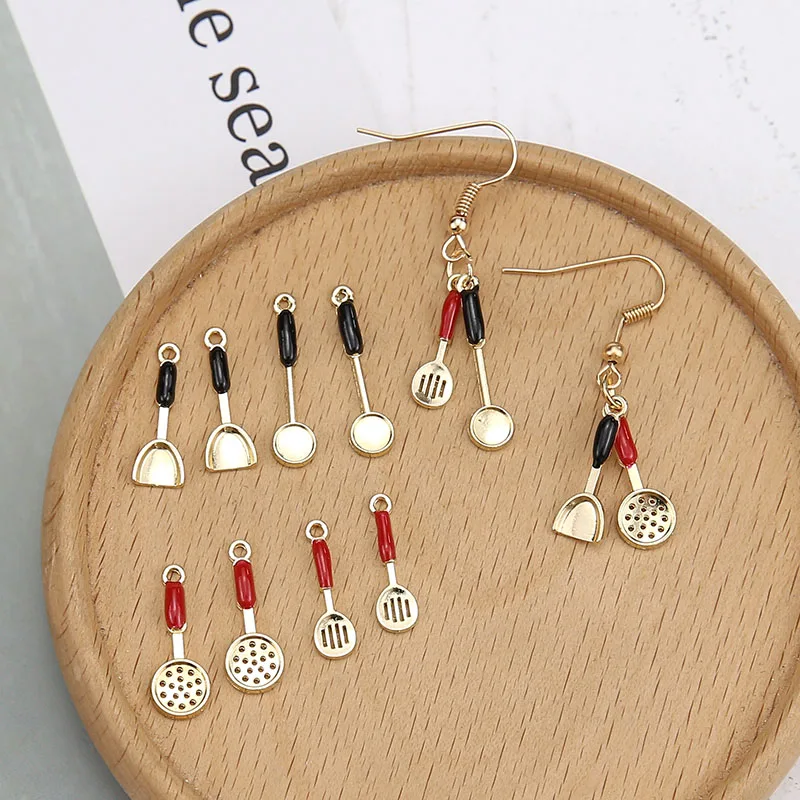 

10pcs Alloy Drop Oil Life Kitchenware Spatula Spoon Enamel Charms Mini Pendant Floating Bracelets DIY Jewelry Accessories YZ559