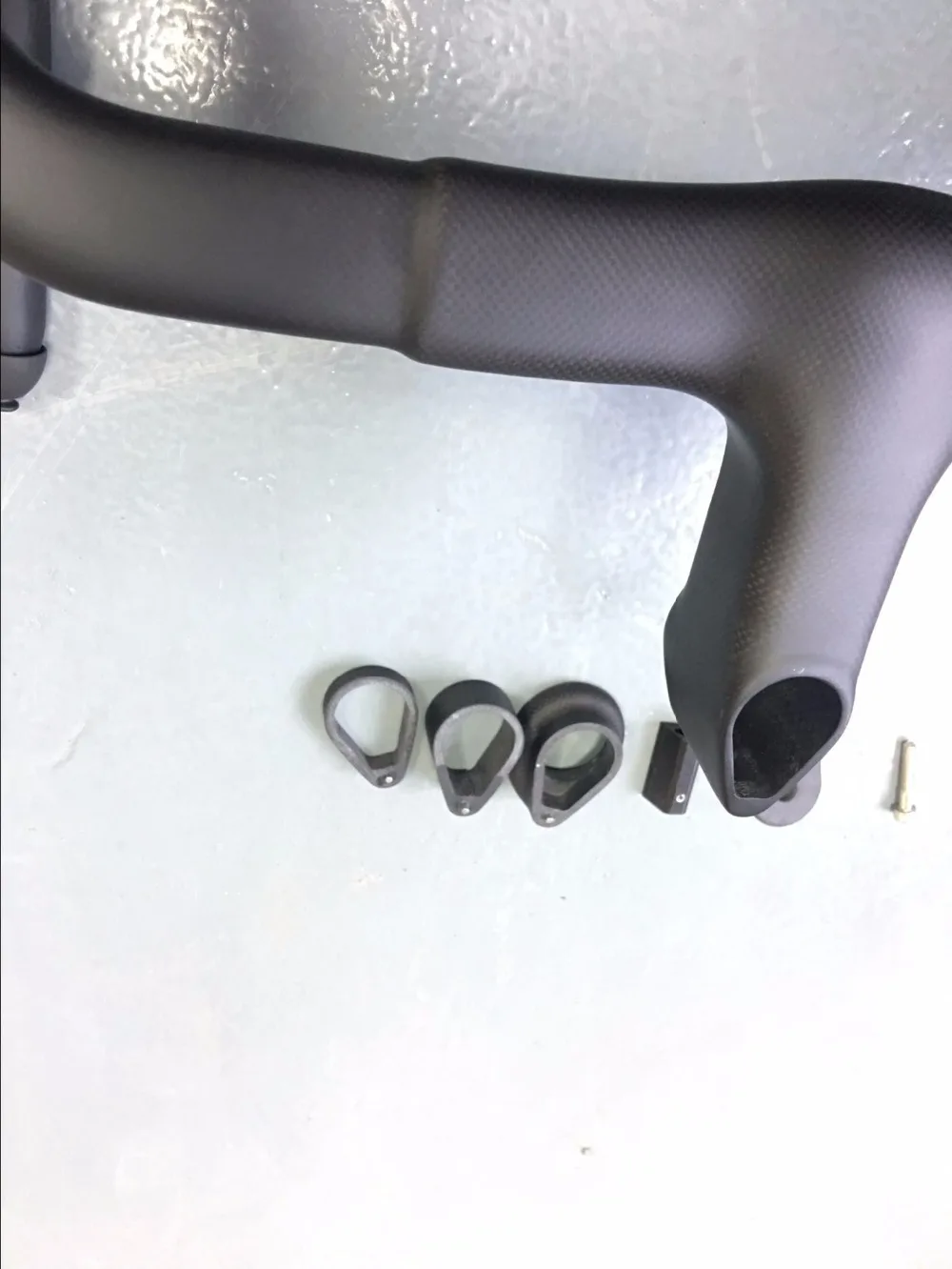 

2019 carbon road frame handlebar MO ST carbon handlebar custom color carbon road handlebar sise: 400/420/440MM