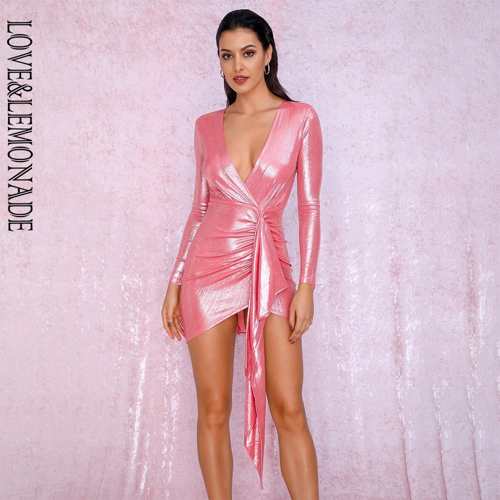 Женское блестящее платье LOVE & LEMONADE розовое плиссированное с глубоким v образным