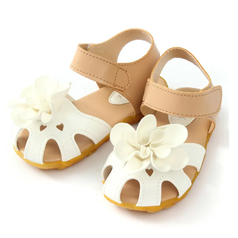 Новое поступление; Летние крутые сандалии для маленьких девочек; нескользящая обувь для маленьких детей; обувь с цветочным узором из искусственной кожи; размеры 21-30