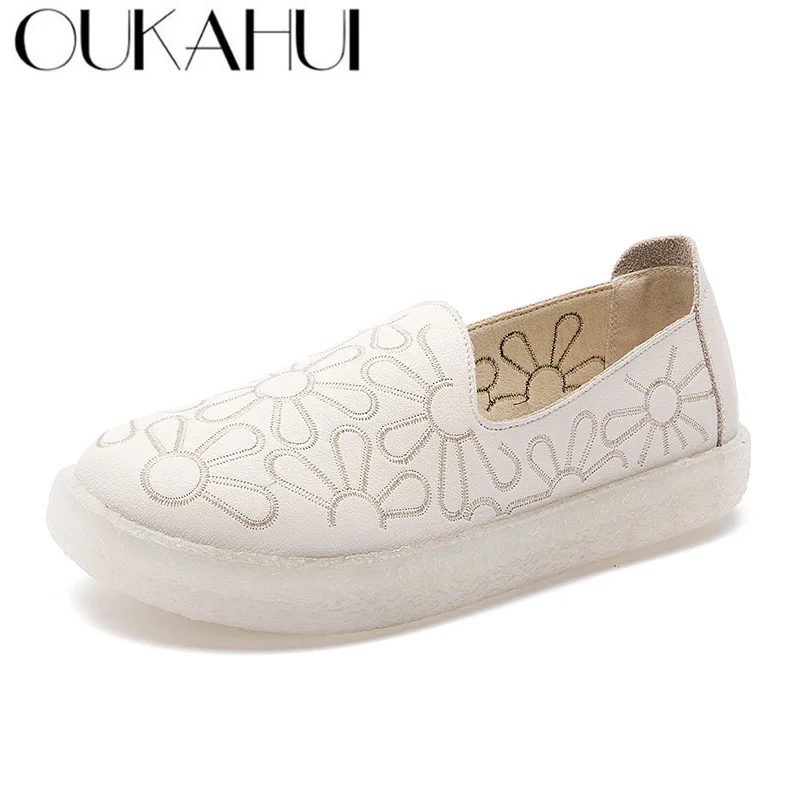 

OUKAHUI Spring Autumn Full Grain Cow Leather Flats Loafers Shoes Women Genuine Leather Embroidery Pattern Slip-On Ladies Shoes