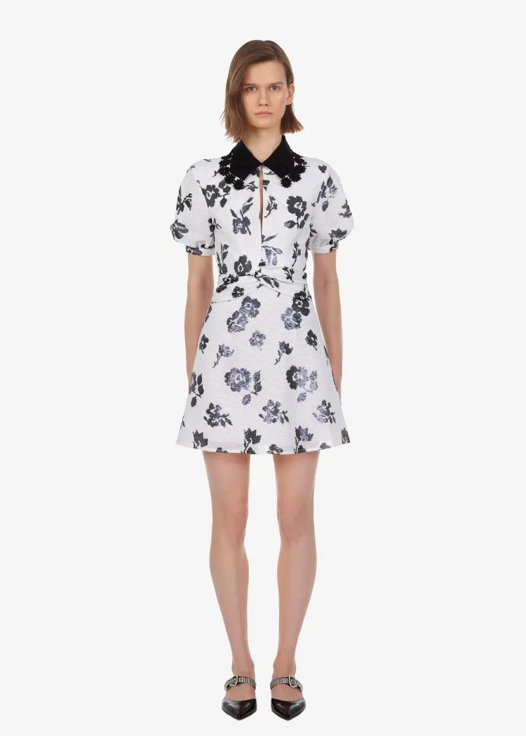 COLOREE высокое качество дизайнерское мини-платье 2019 Лето Белое расшитое блестками винтажное вышитое платье с отложным воротником