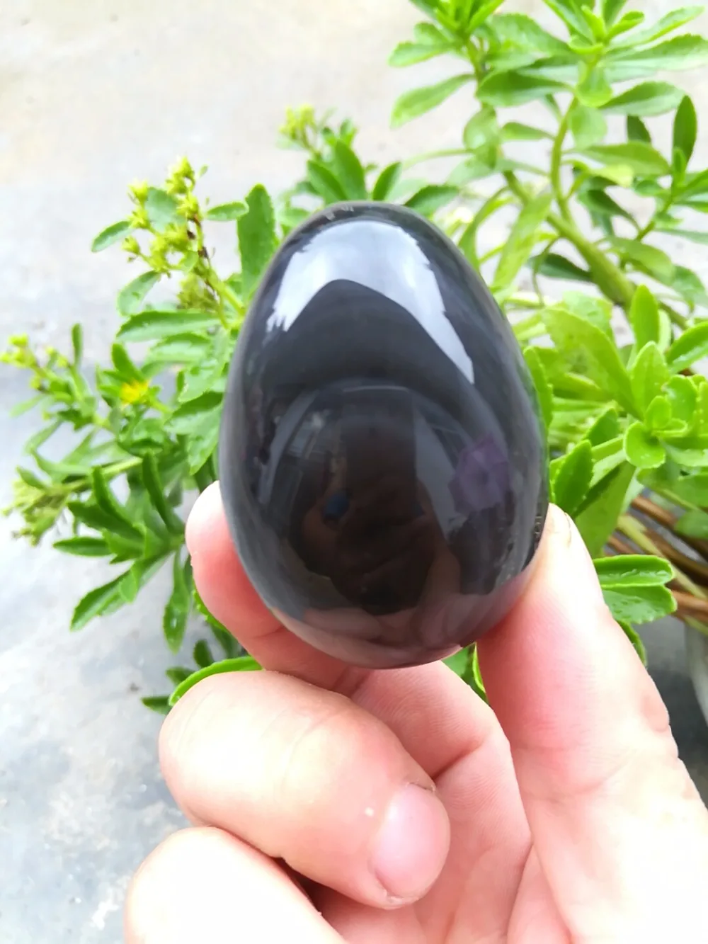 

1pcs 100% natural quartz yoni eggs crystal and jade eggs Ben Wa ball for women Kegel exercise Massage & Relaxation
