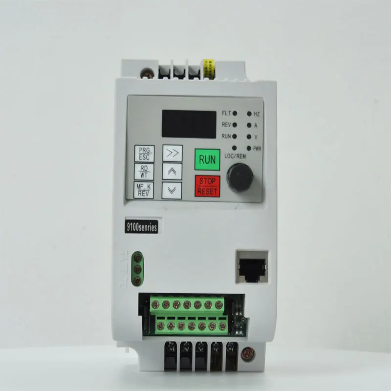 For Russian NF9600 220v 1.5kw/2.2/4kw 1 phase input and 3 phase output frequency converter/ ac motor drive/ VFD/ 50HZ Inverter - Цвет: 0.75kw 220v