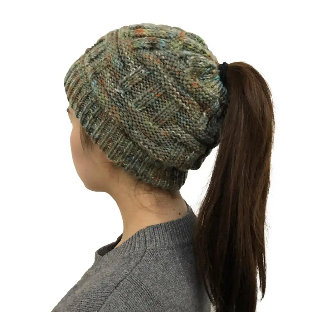 Fashion Ponytail Beanie Women Winter Hats Crochet Knitted Bamboo Ski Cap Skullies Beanies Warm Caps Female Stylish Hat Ladies - Цвет: colorful green