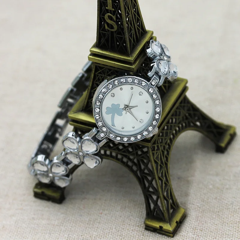 

New Style Flower Bracelet Women Watch Luxury Flash Rhinestone Diamond Quartz Watches Ladies Clock Montre Femme Bayan Kol Saati