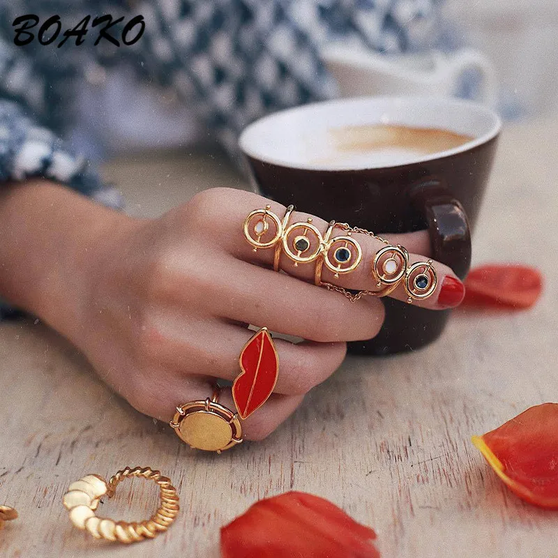 

Fashion Adjustable Rings for Women Punk Statement Wedding Rings Exagerrated Red Lip Party Cocktail Ring Knuckle Finger Jewelry