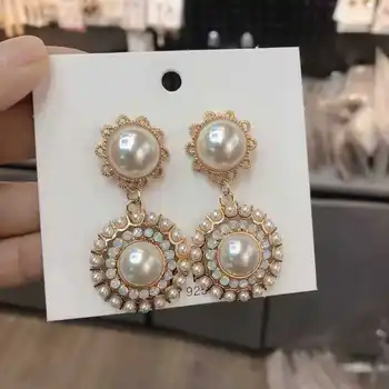 

Niche baroque restoring ancient ways round pearl earring Korea temperament joker earrings
