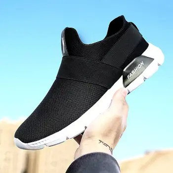 

2018 Ultra Light Mens Sneakers Summer Mesh Breathable Sports Shoes Men Jogging Shoes for Adualts Zapatos Corrientes De Verano