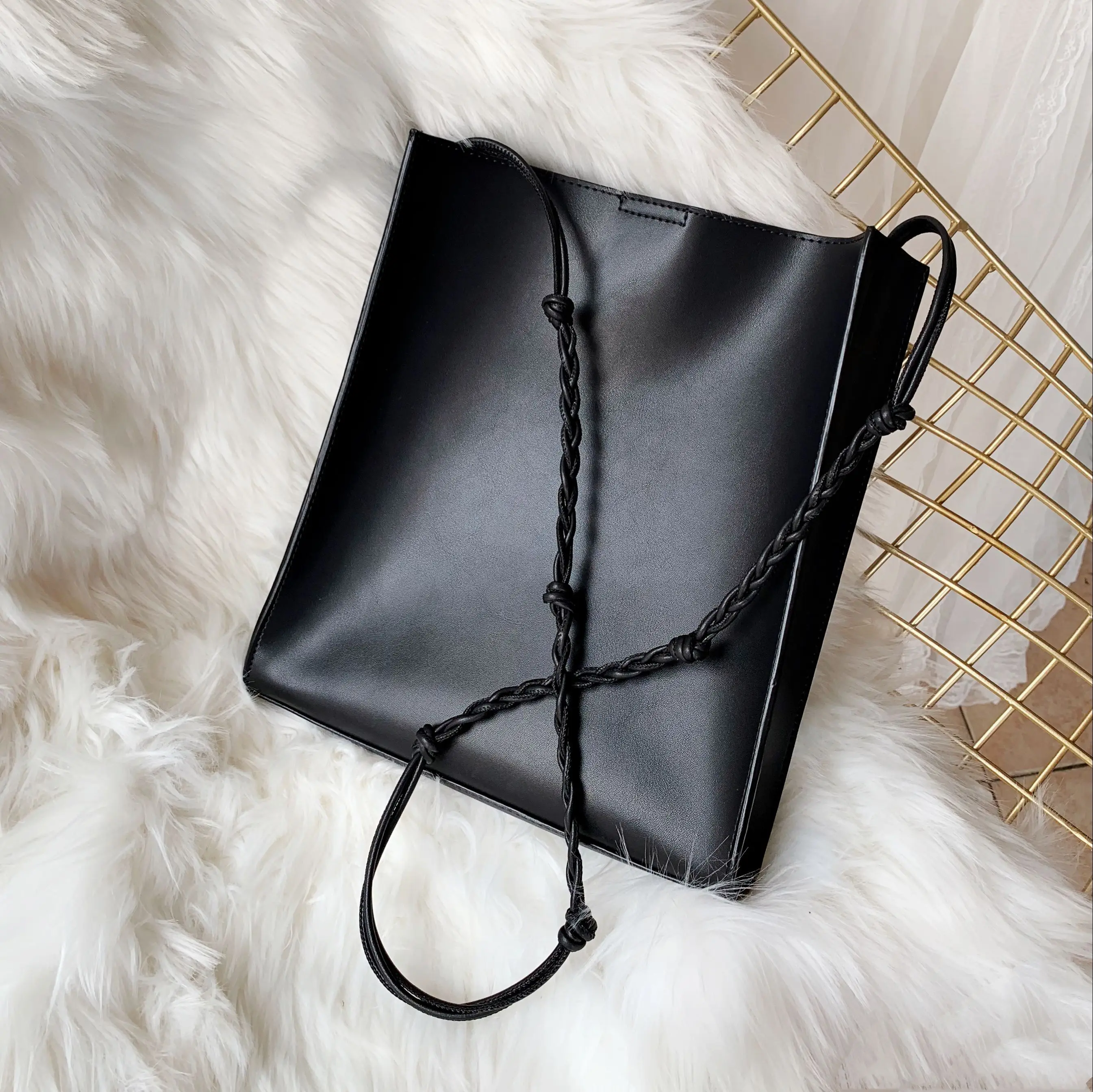 

Wholsale Casual Hand Bag Large Capacity Knitted Strap Shoulder Bag Big Lady Shopping Bags Simple Travel Bags pregnant woman bags