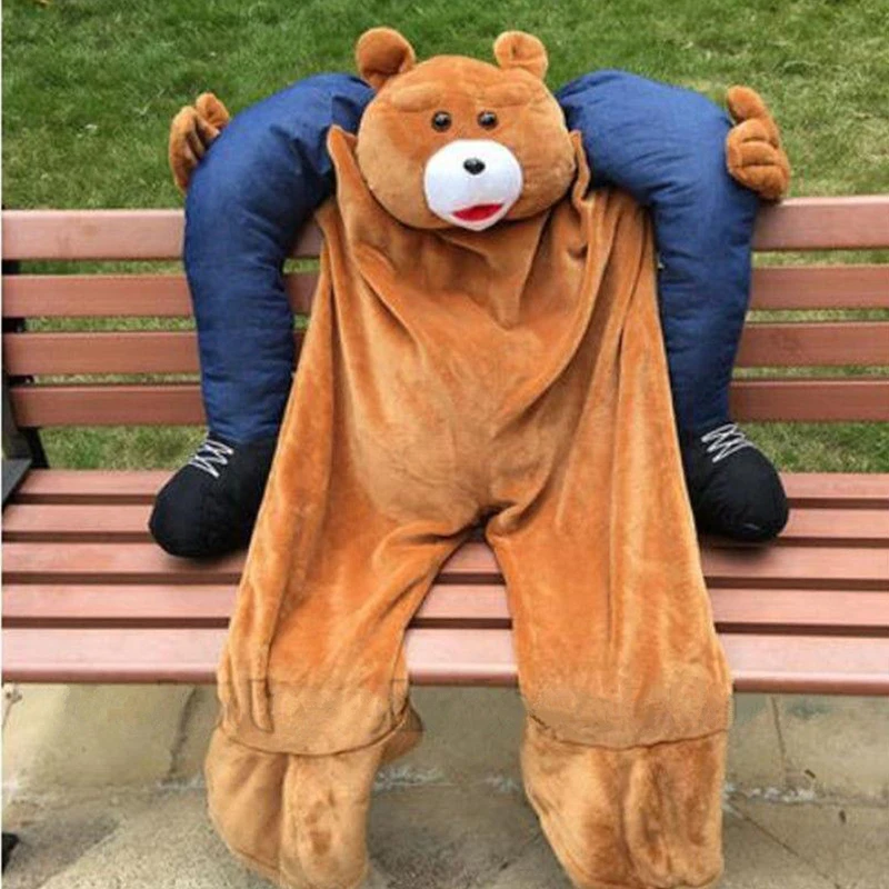 Костюм наездник для взрослого. Медведь в штанах. Костюм штаны с мишкой. Штаны медведи. Костюм верхом на гноме.