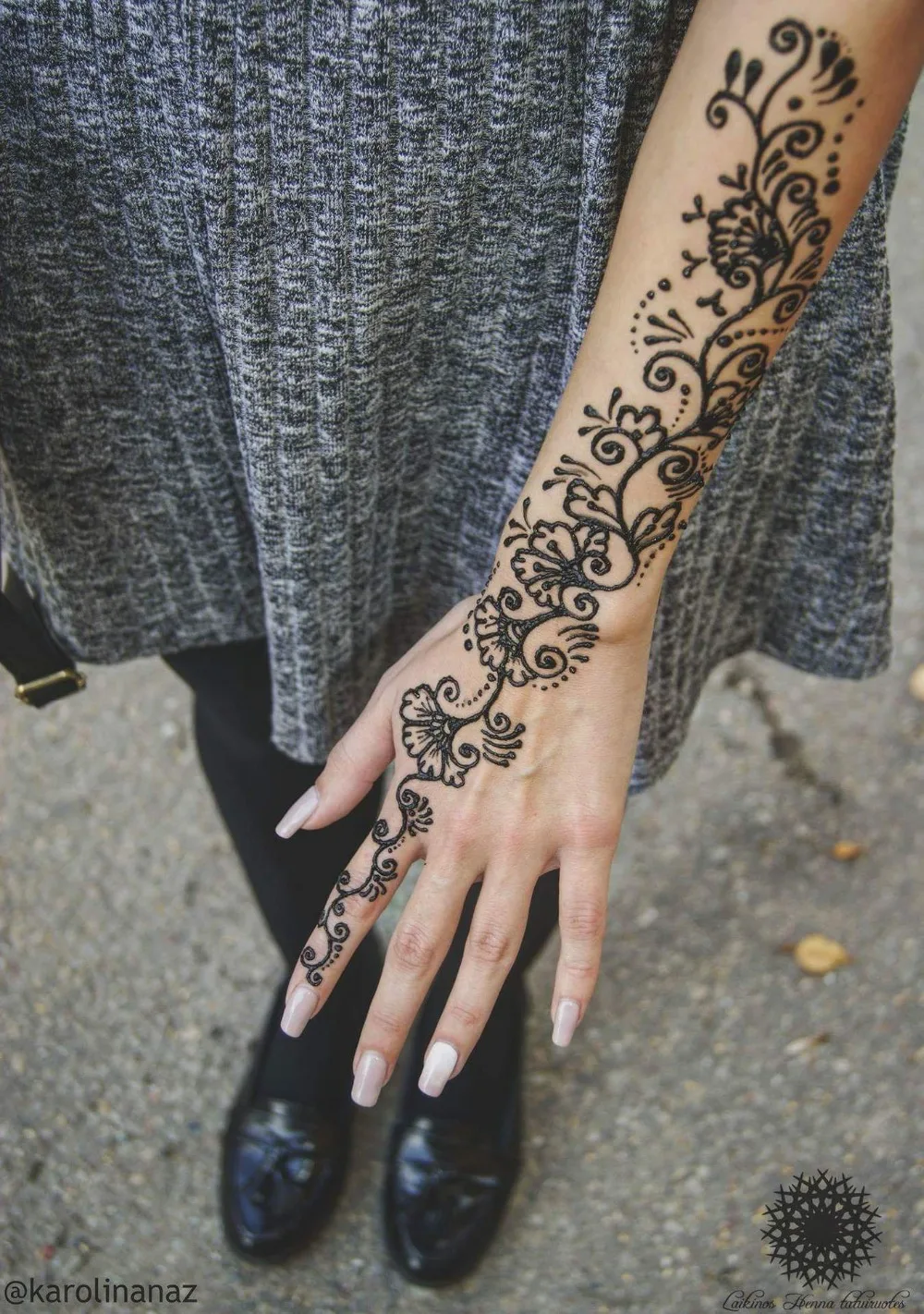 12pcs black henna tattoo paste face painting henna body paint 12pcs black henna tattoo paste face painting henna body paint