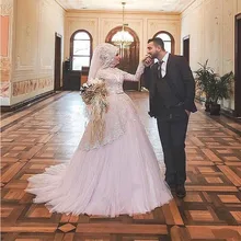 Pink High Neck Muslim Long Wedding Dresses 2016 New Long Sleeve Lace Bridal Dress Court Train With Hijab Tulle Robe De Mariage